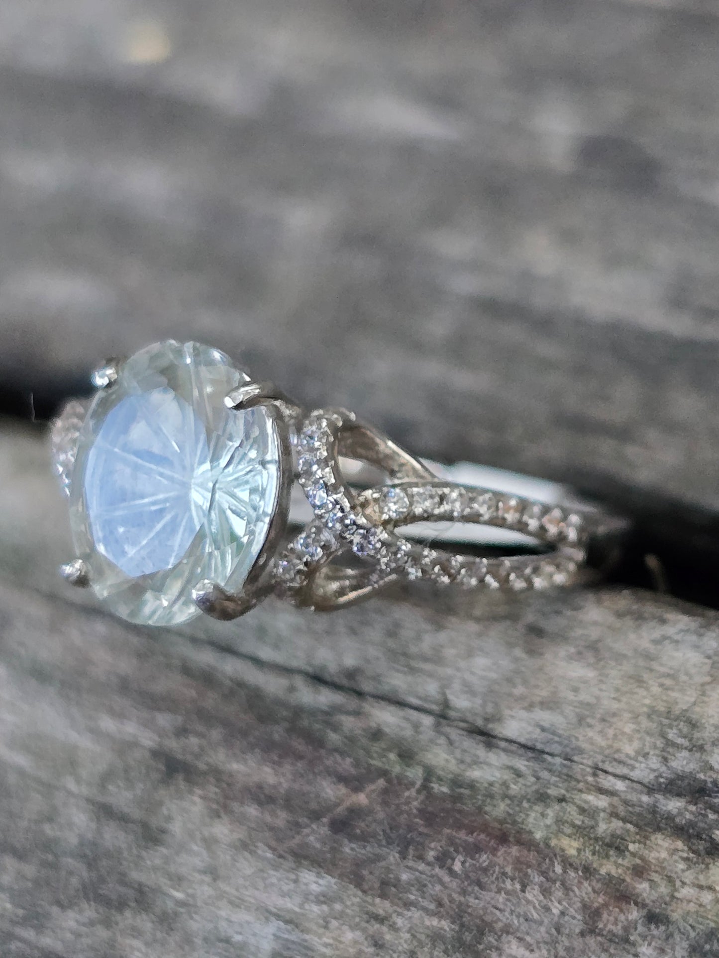 Green amethyst size 8