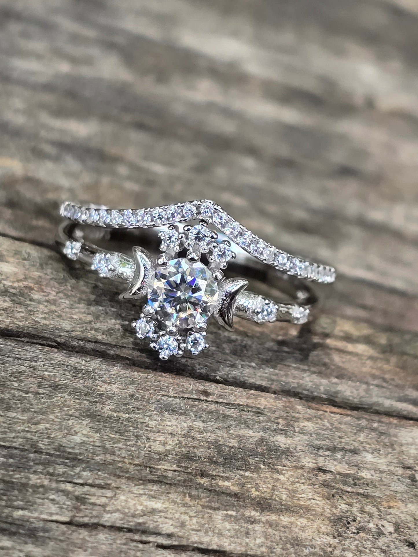 Moissanite size 9