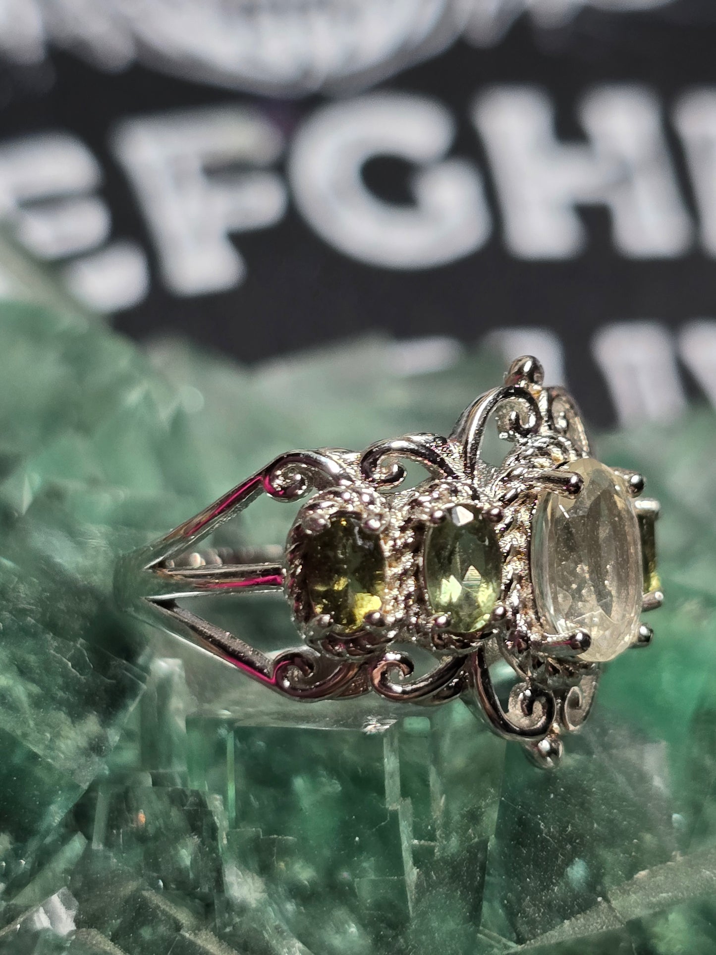 Size 7 libyan desert glass and moldavite