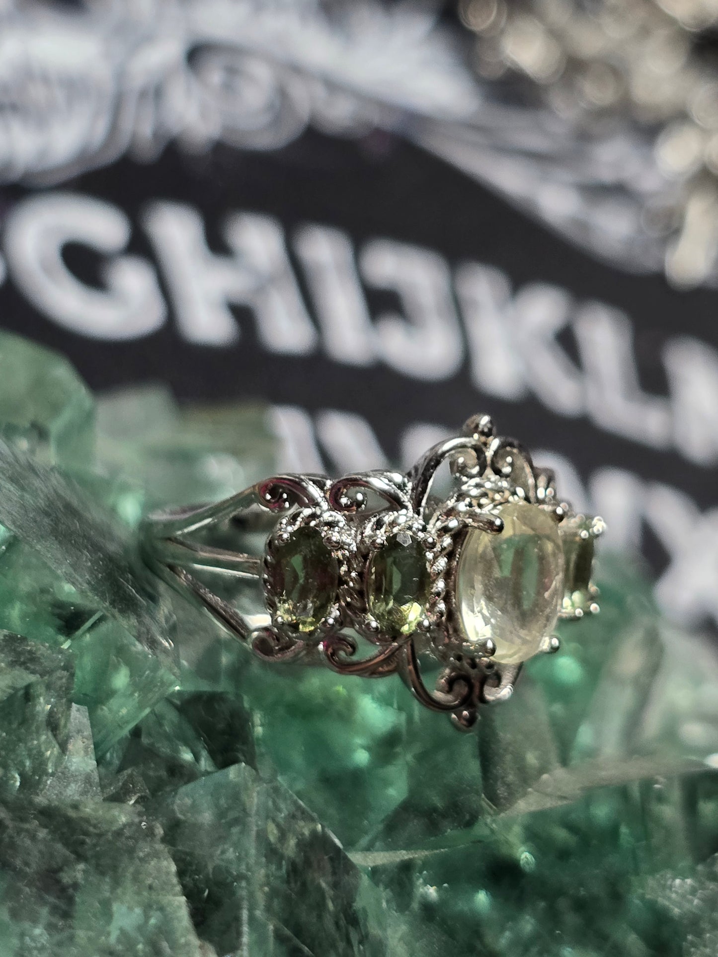 Size 9 libyan desert glass & moldavite