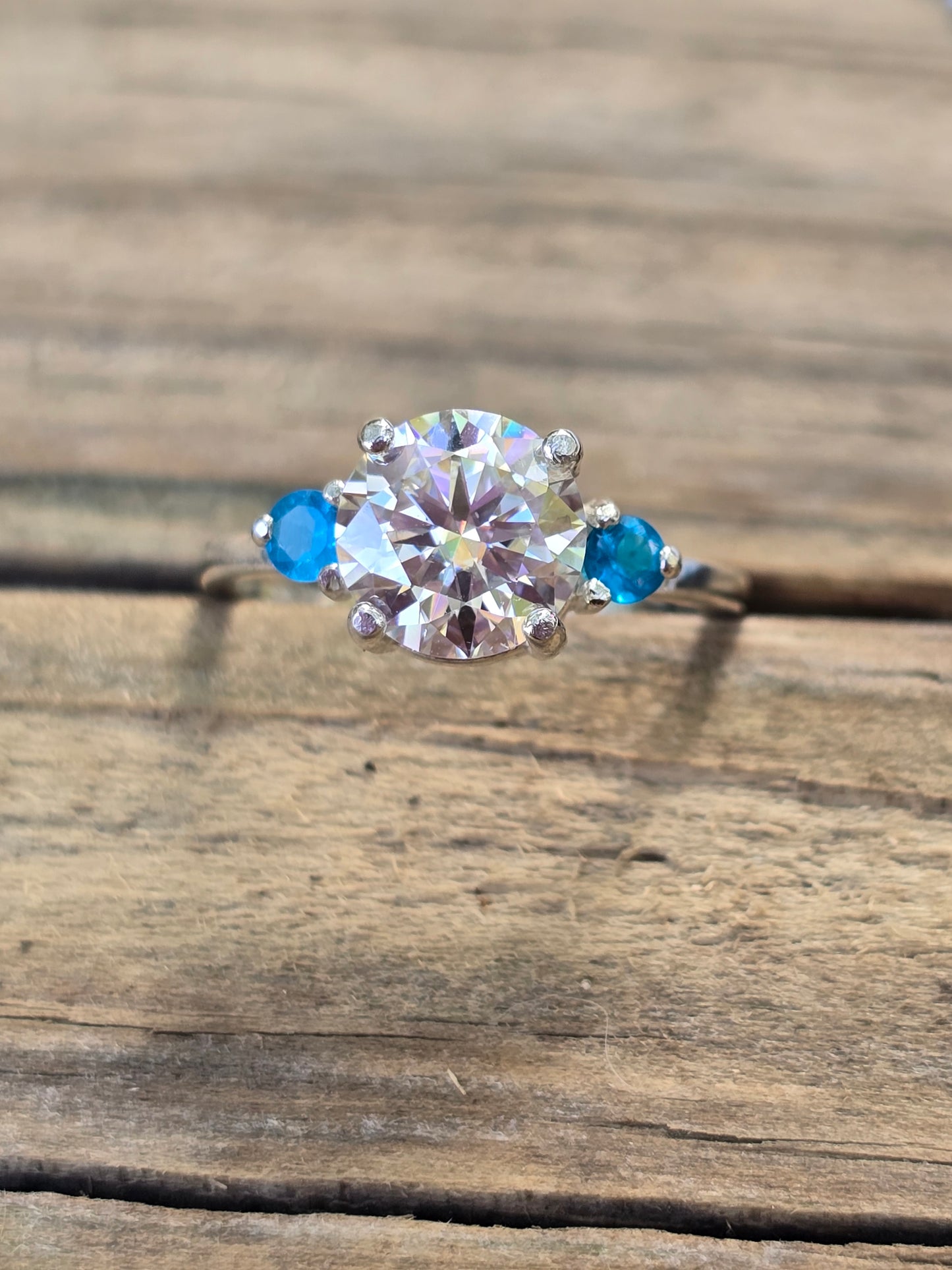 Moissanite & blue apatite size 6.5