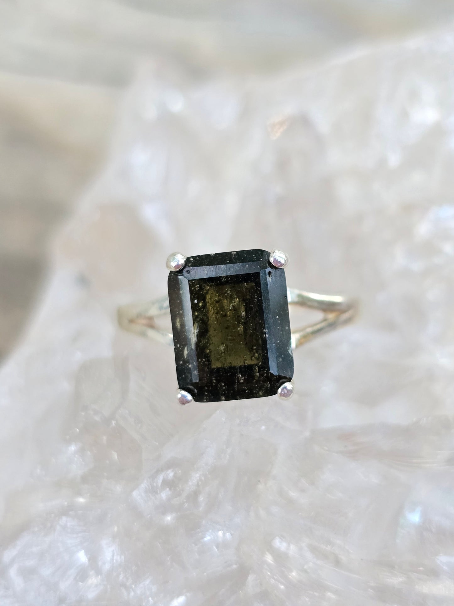Size 6.5 moldavite