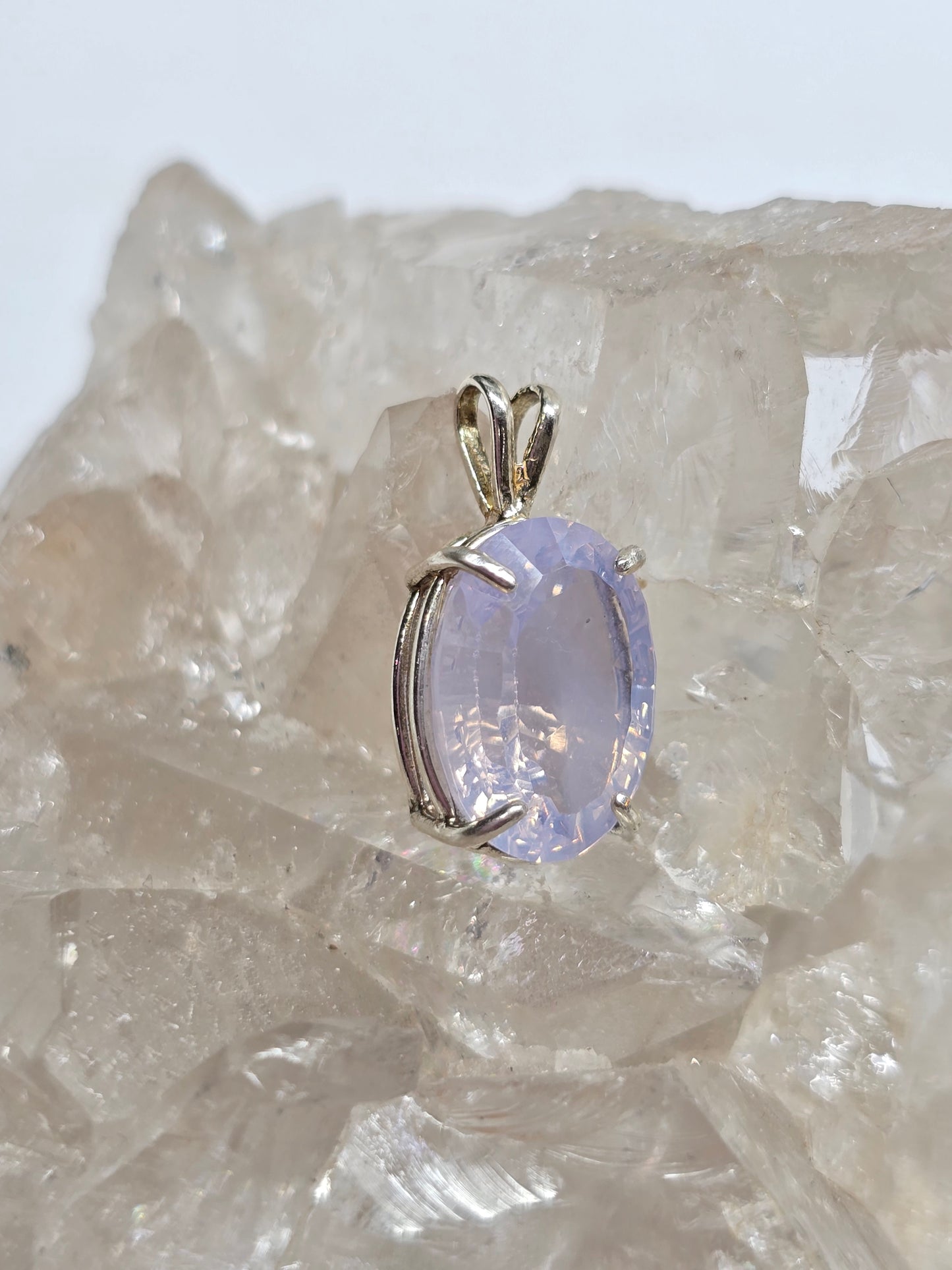Lavander quartz pendant