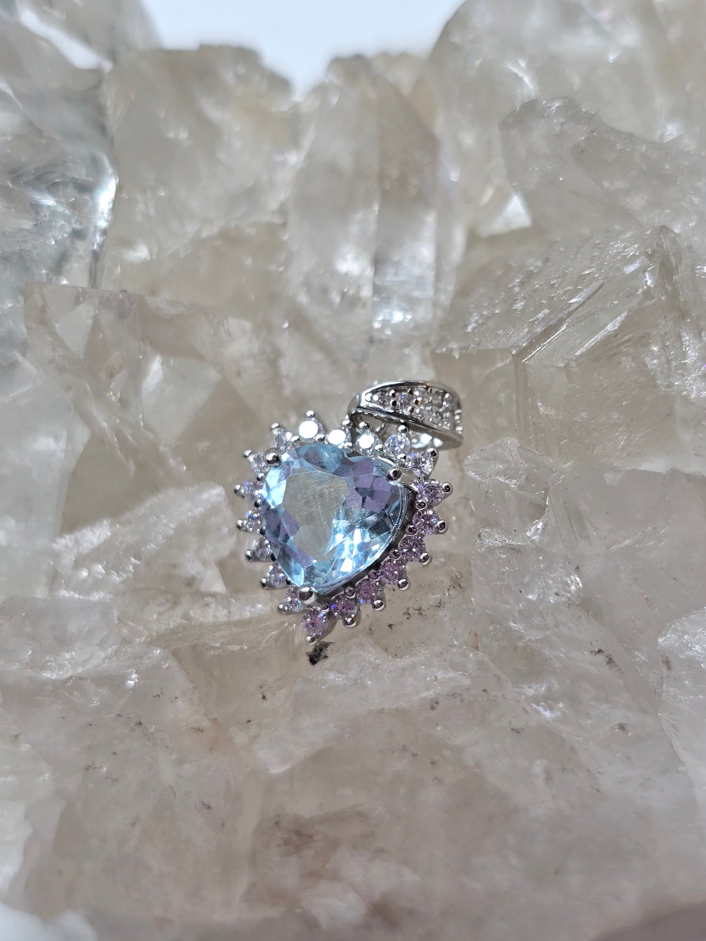 Blue topaz pendant