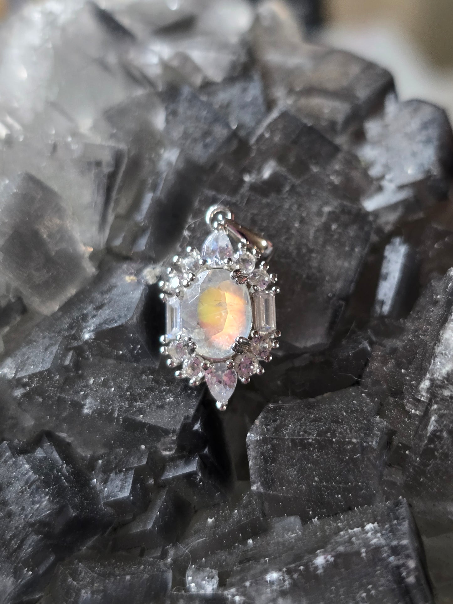 Madagascar moonstone (Rare) pendant