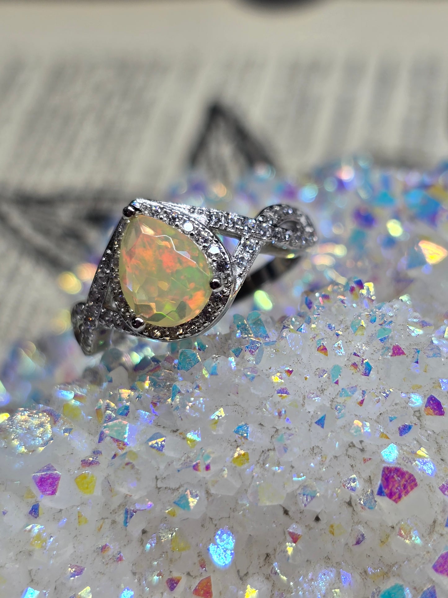 Ethiopian opal size 6