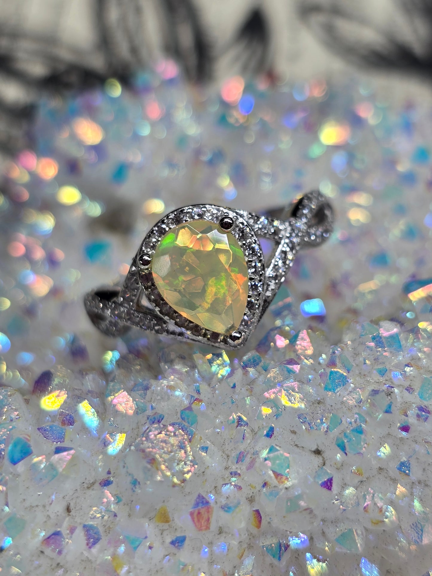 Ethiopian opal size 6