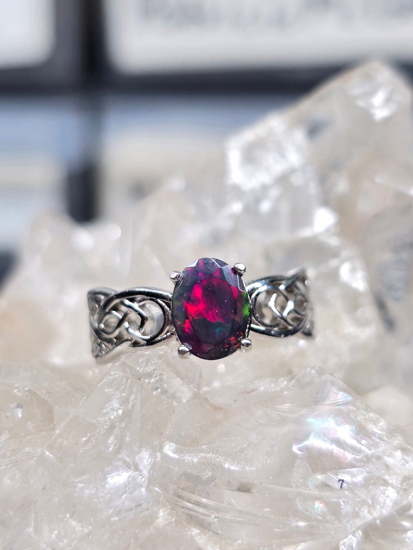 Size 7 smoked black opal