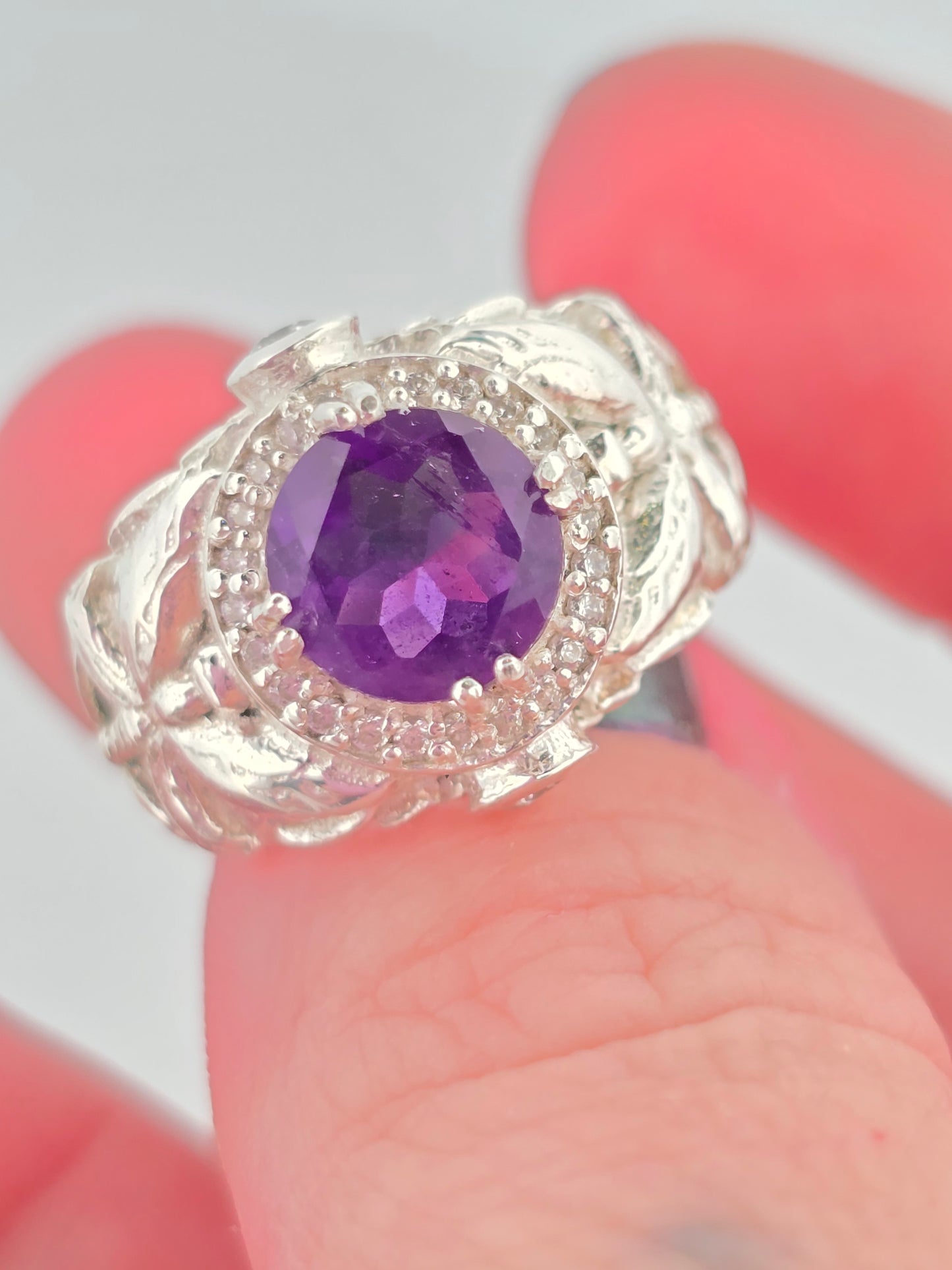 Size 5.5 amethyst Dragonfly