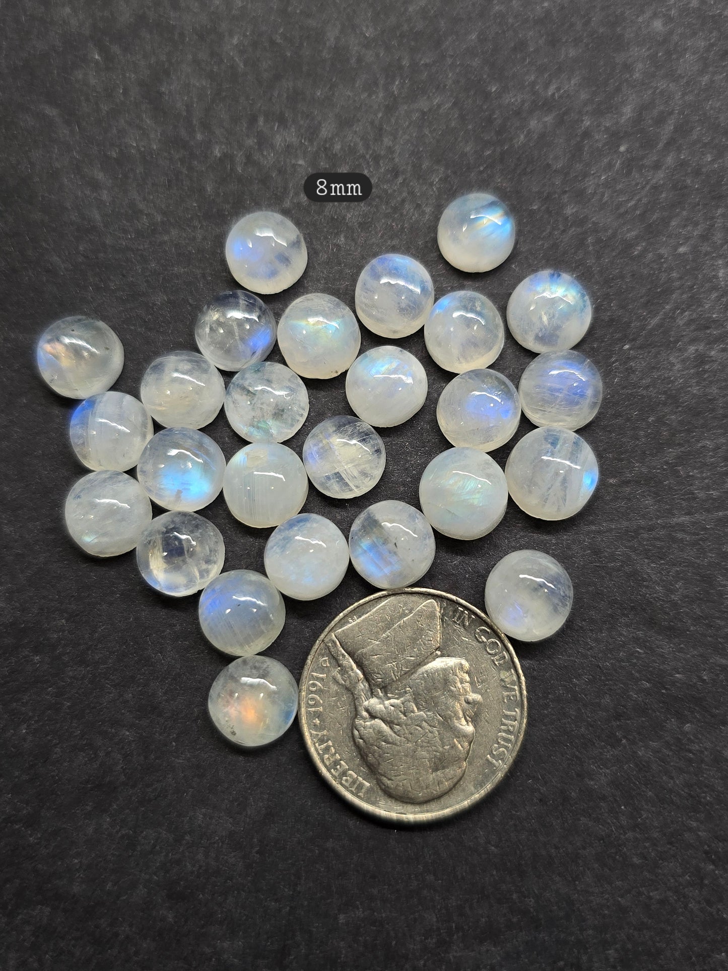 8mm Moonstone round
