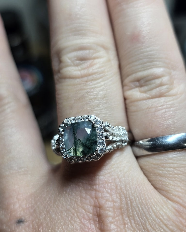 Moss agate princess ring