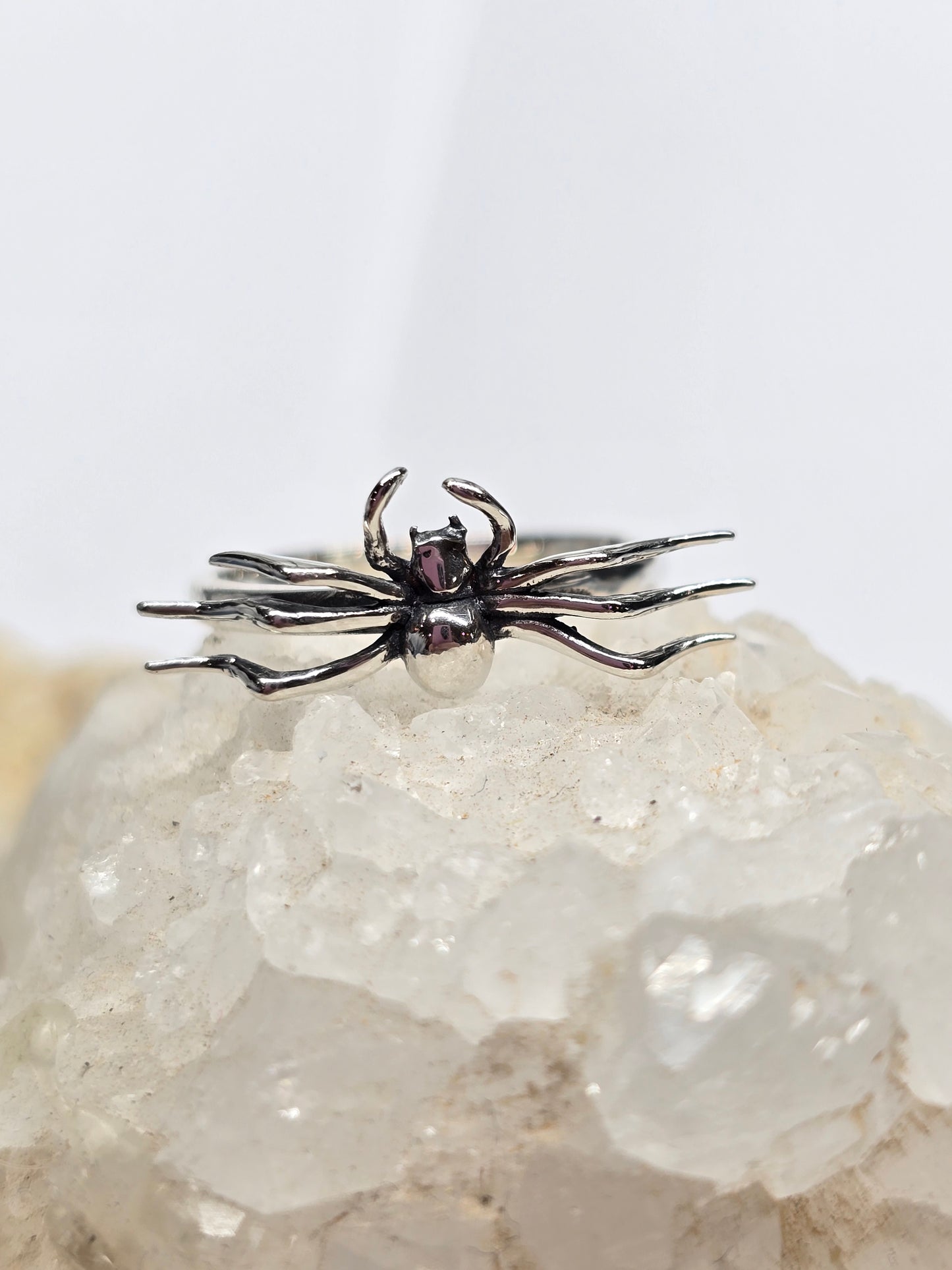 Spider ring