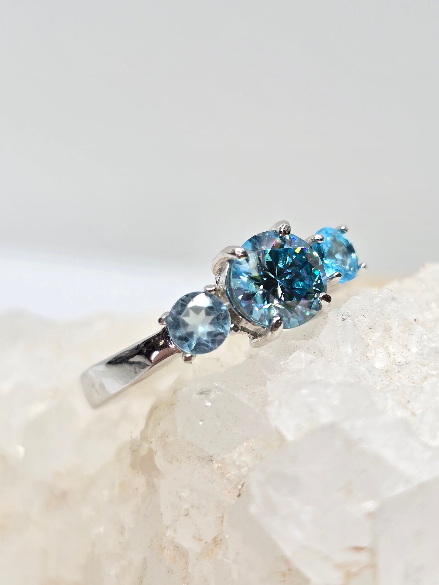 Icey blue moissanite and apatite size 8.5