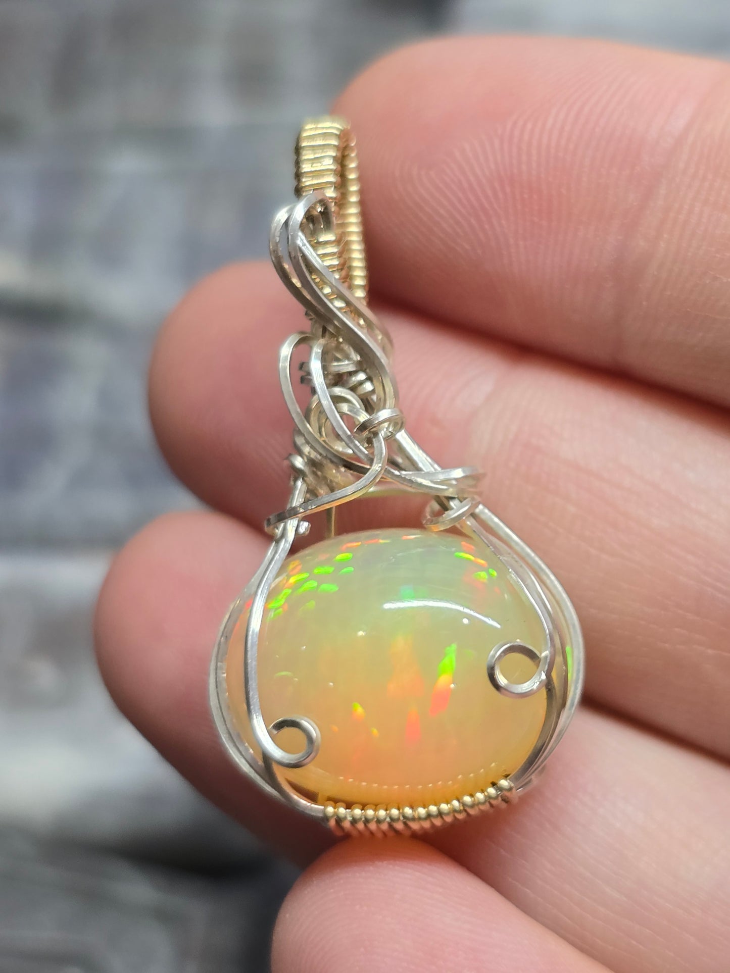 13ct honeycomb opal