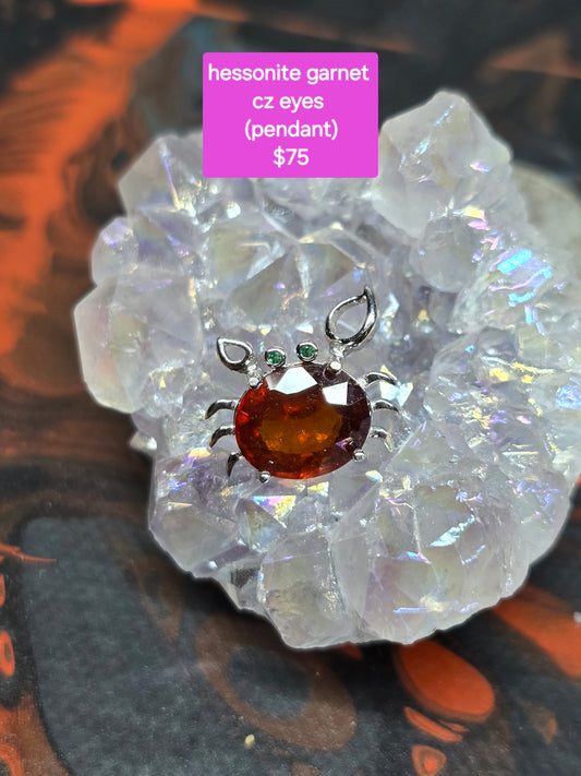 Hessonite garnet crab