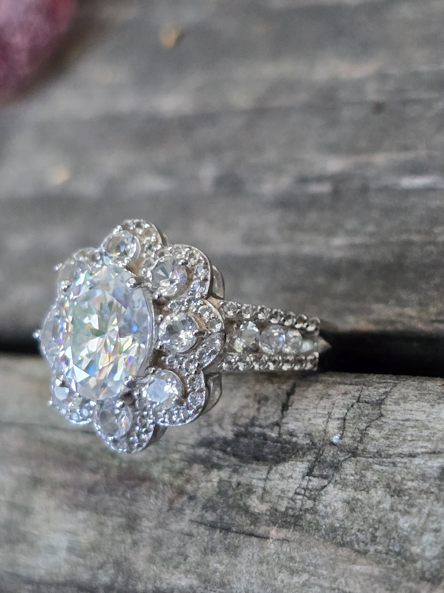 Princess bloom size 8 moissanite