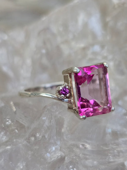 Pink topaz size 7