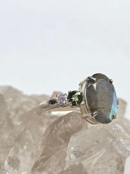 Labradorite, moldavite and moissanite size 9