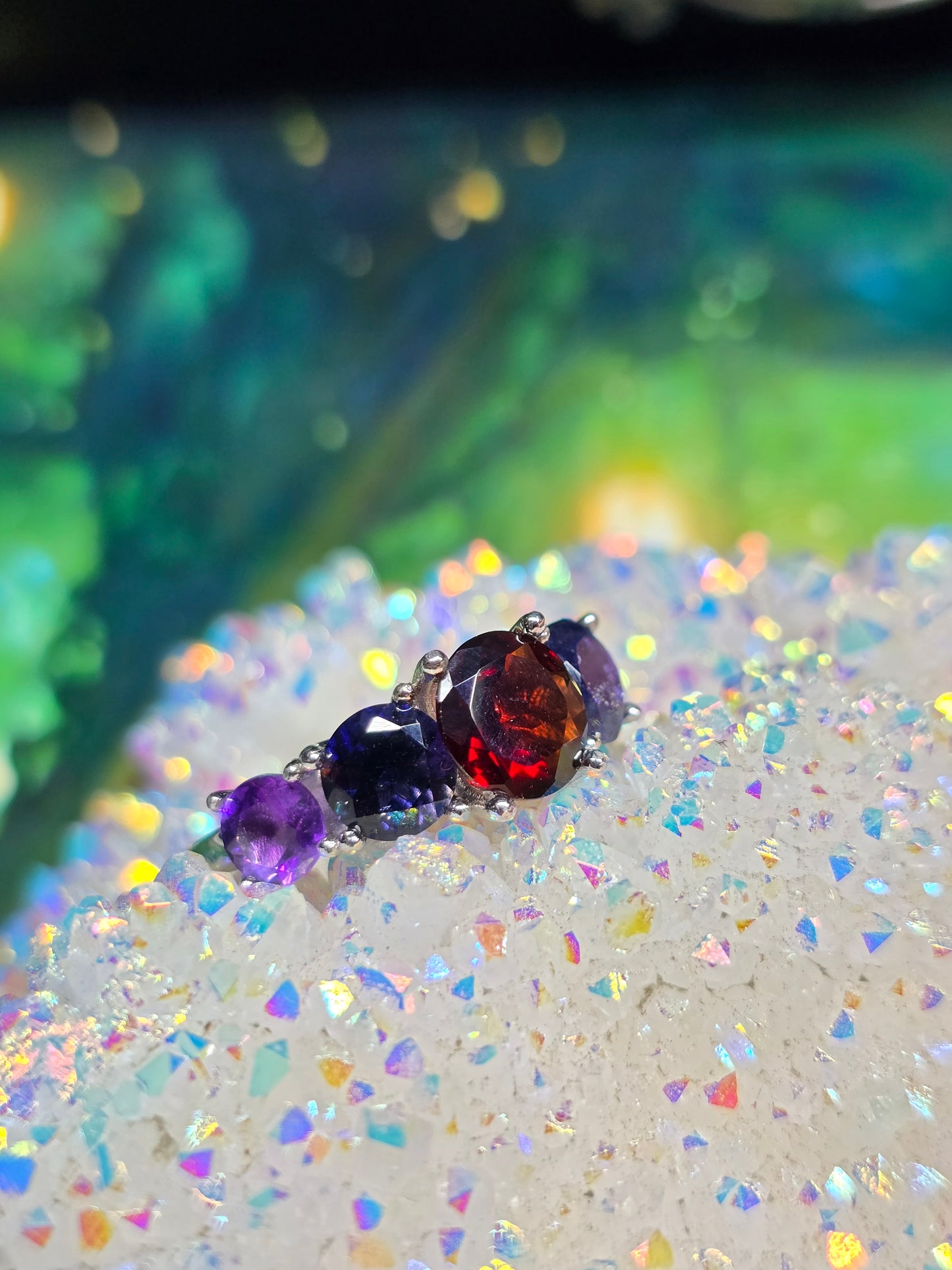 Garnet,iolite, amethyst size 7
