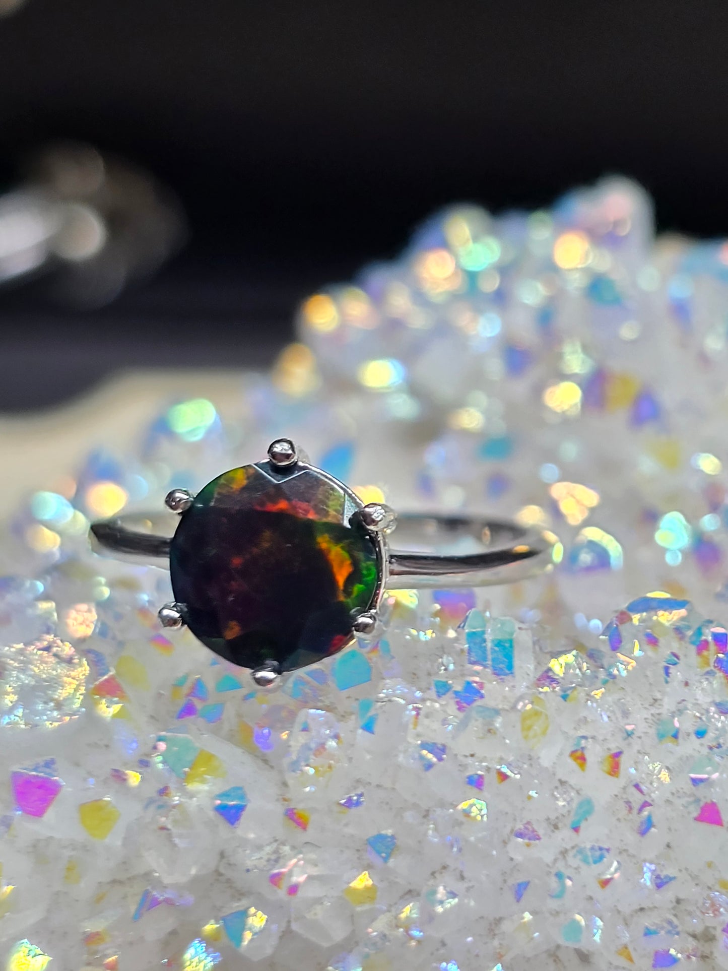 Smoked black opal size 6