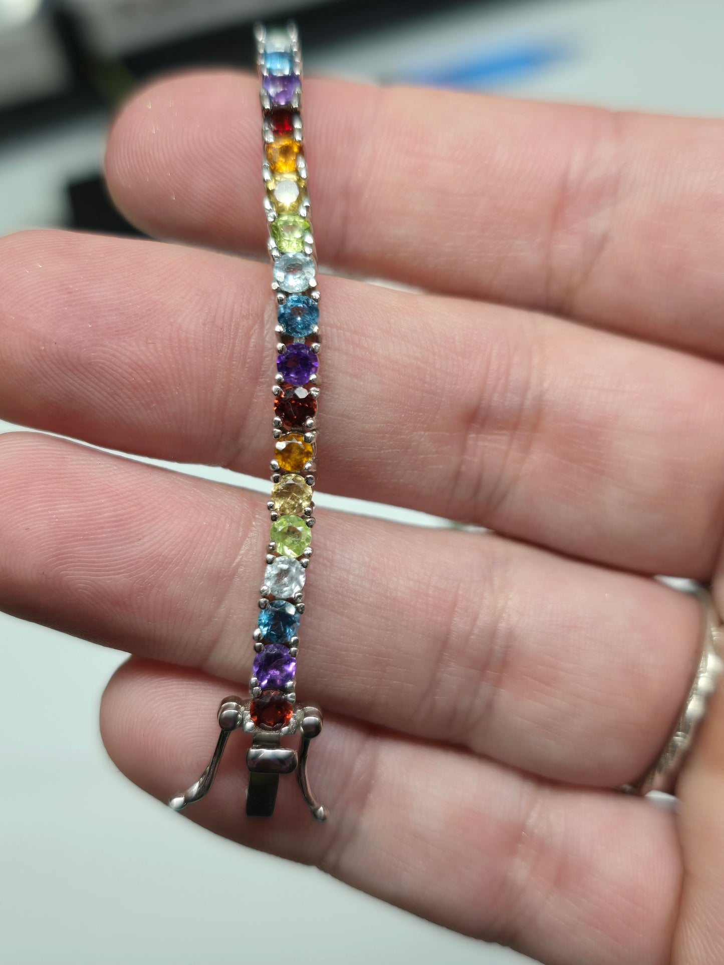 PRIDE LOVE BRACELET