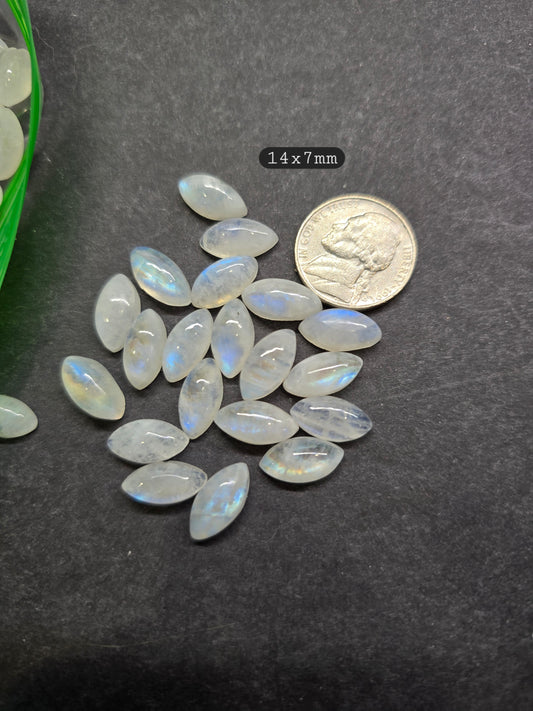 14x7mm Moonstone marquise