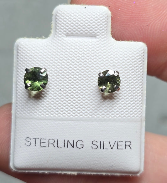 4mm moldavite stainless steel studs