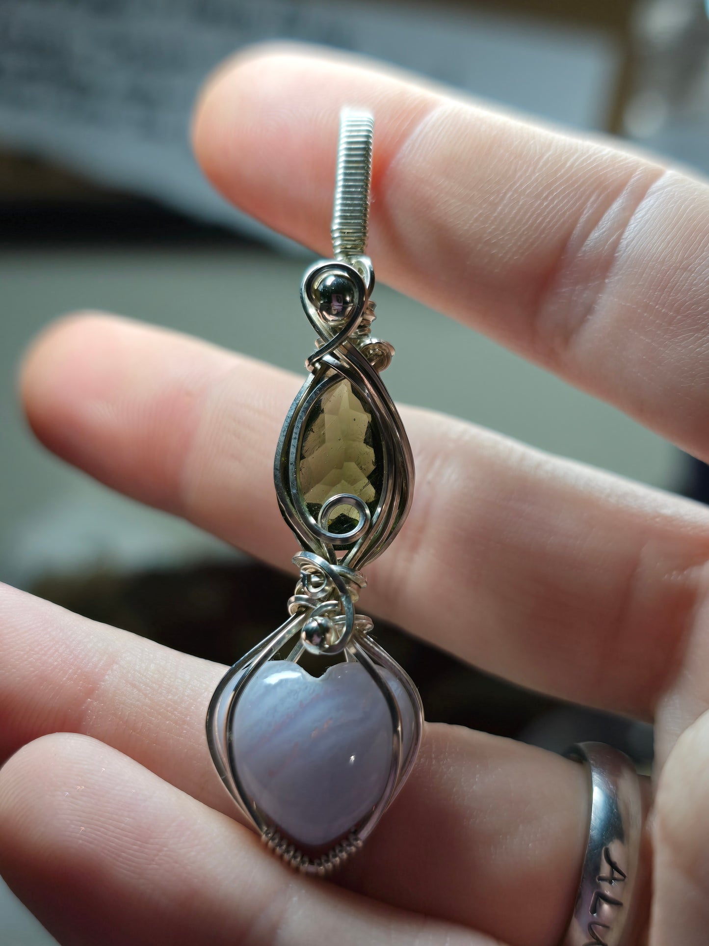 Blue lace agate and moldavite