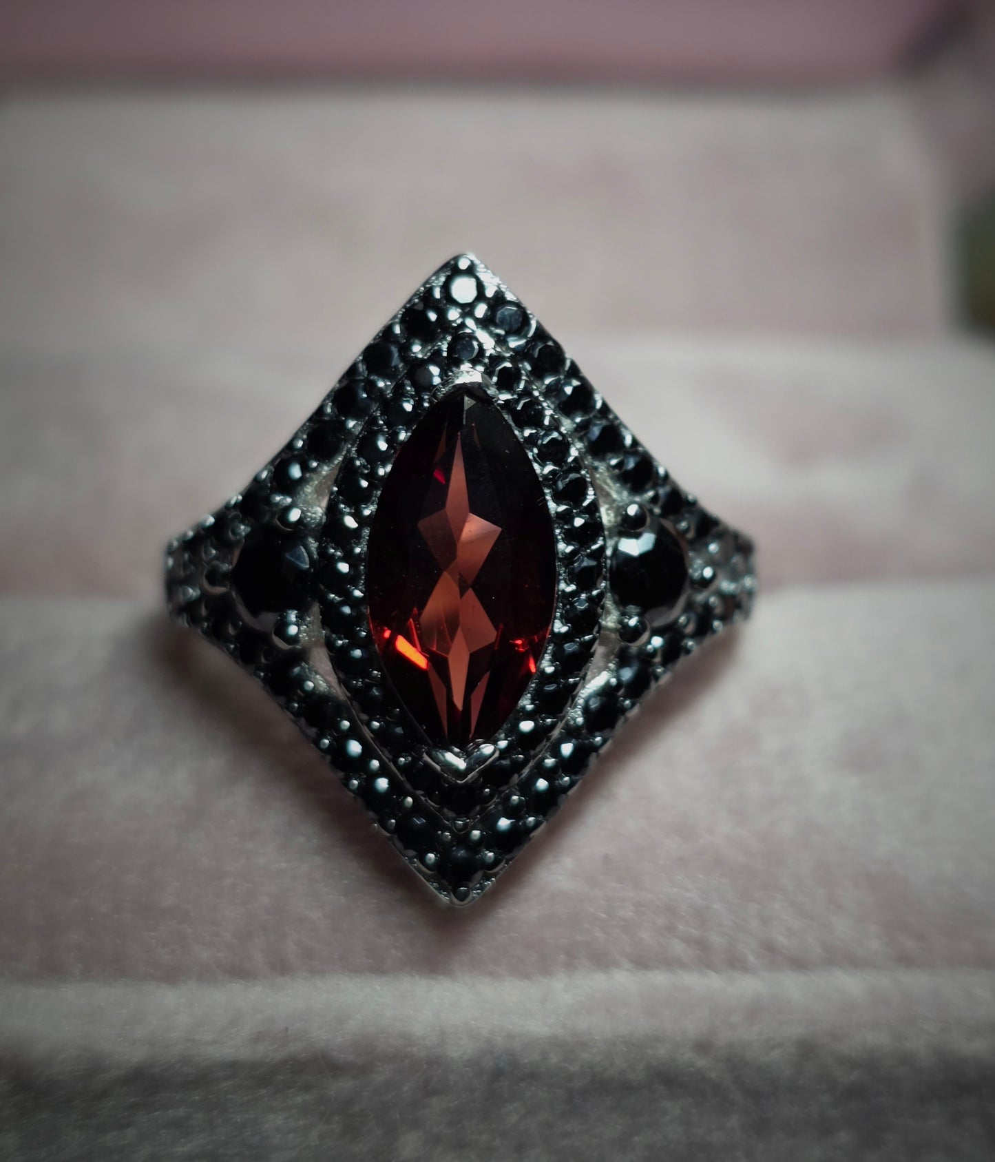 Size 7.5 Mozambique garnet & black spinel