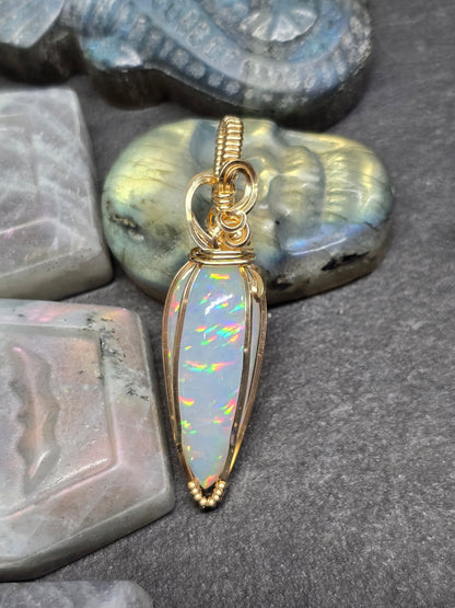 13ct honeycomb pinfire Ethiopian opal