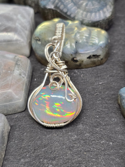 11ct honeycomb pinfire Ethiopian opal