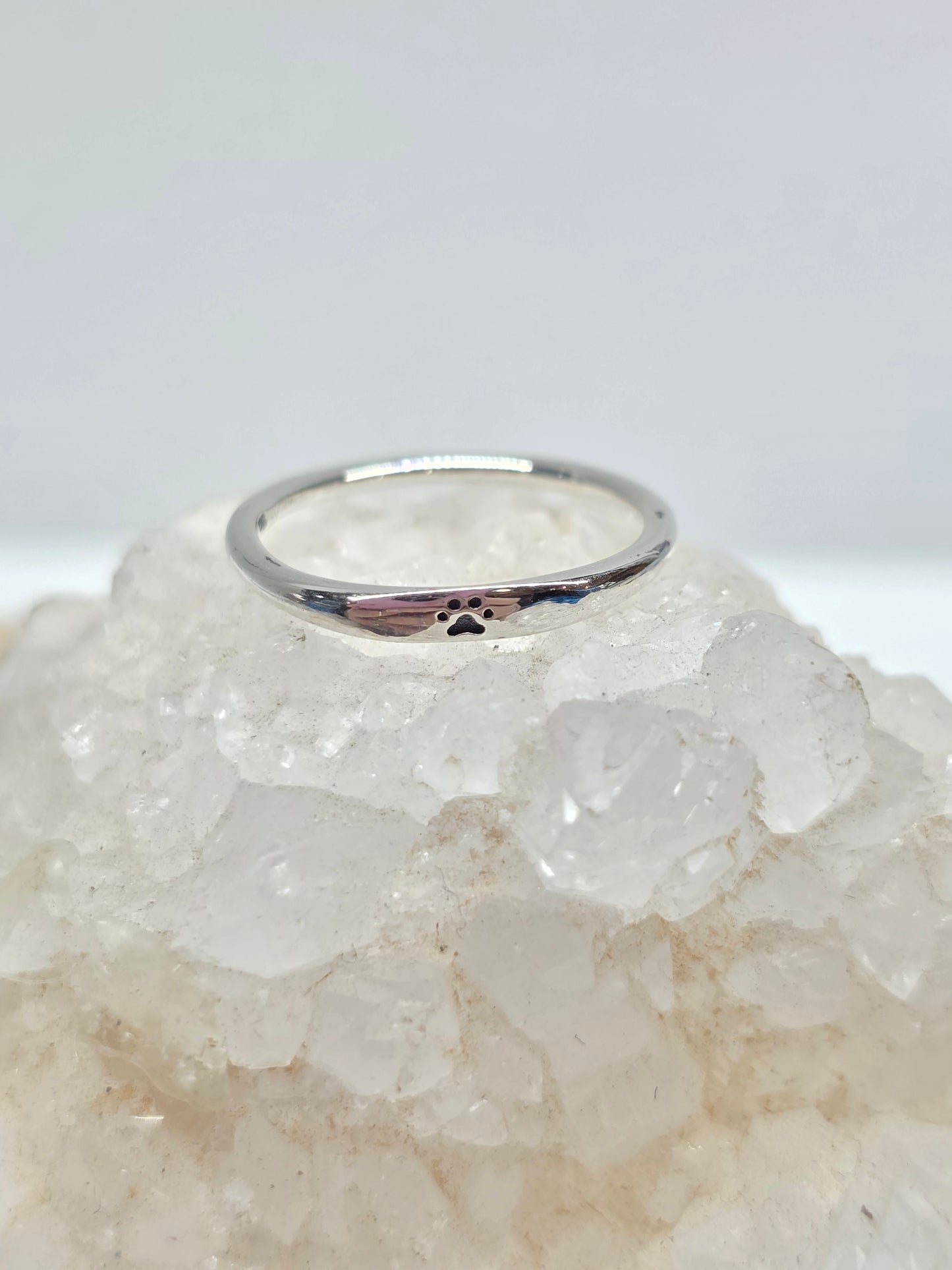 Tiny paw ring