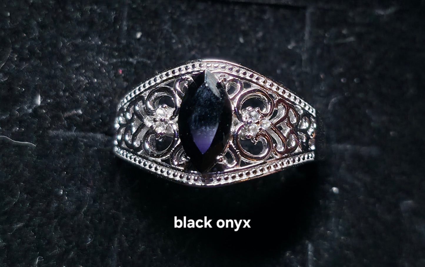 Script marquis. Size 5-12