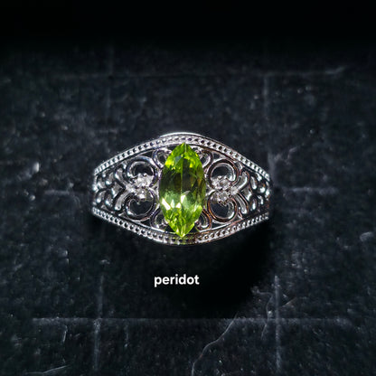 Script marquis. Size 5-12