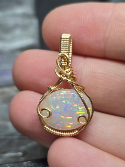8ct pin fire Ethiopian opal