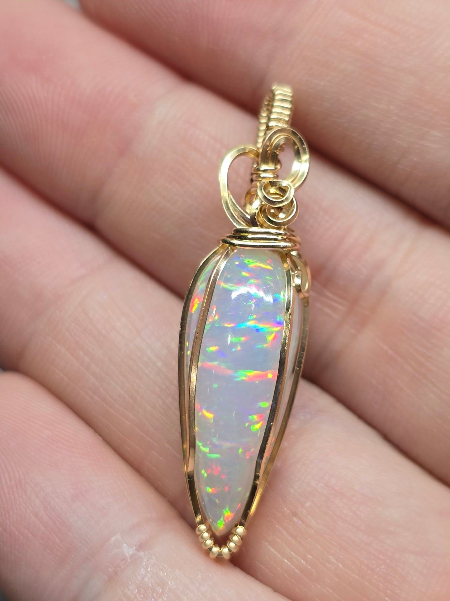 13ct honeycomb pinfire Ethiopian opal