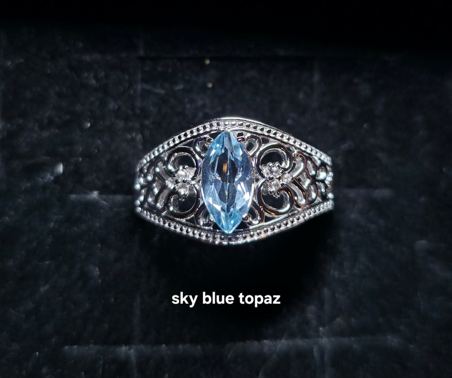 Script marquis. Size 5-12