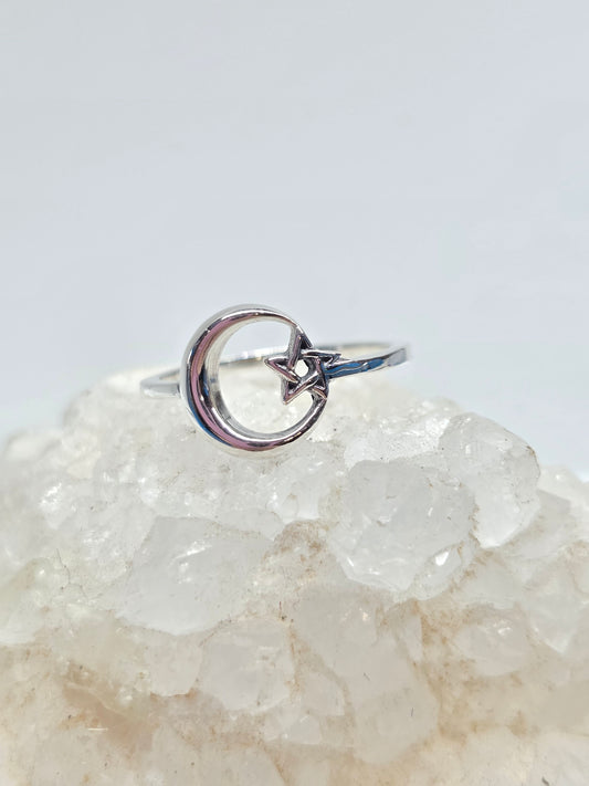 Star and moon circle