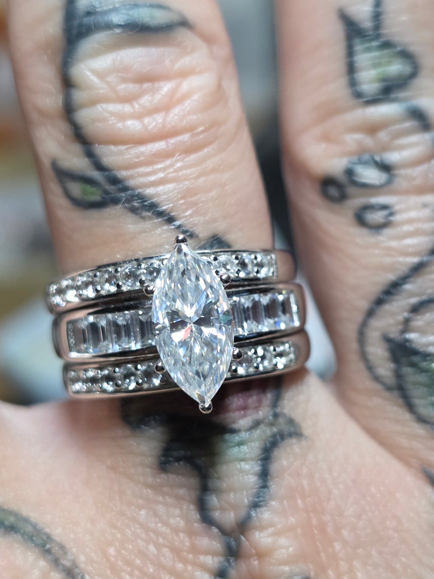 Size 8 3 band moissanite and white topaz