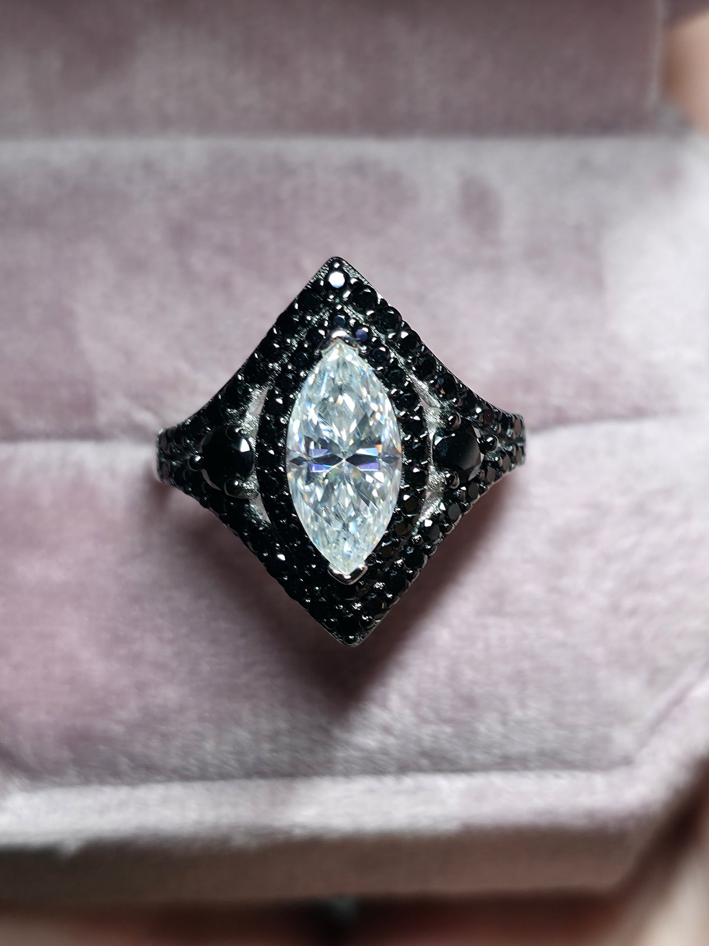 Moissanite & black spinel size 5-12