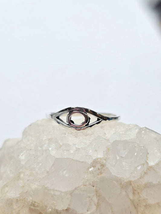 Hollow eye ring