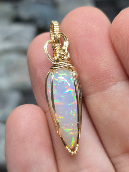 13ct honeycomb pinfire Ethiopian opal